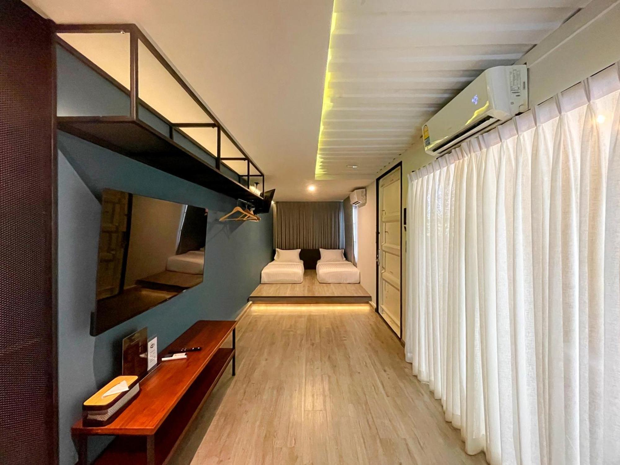 Nights In A Box Hotel Ban Muang  Bilik gambar