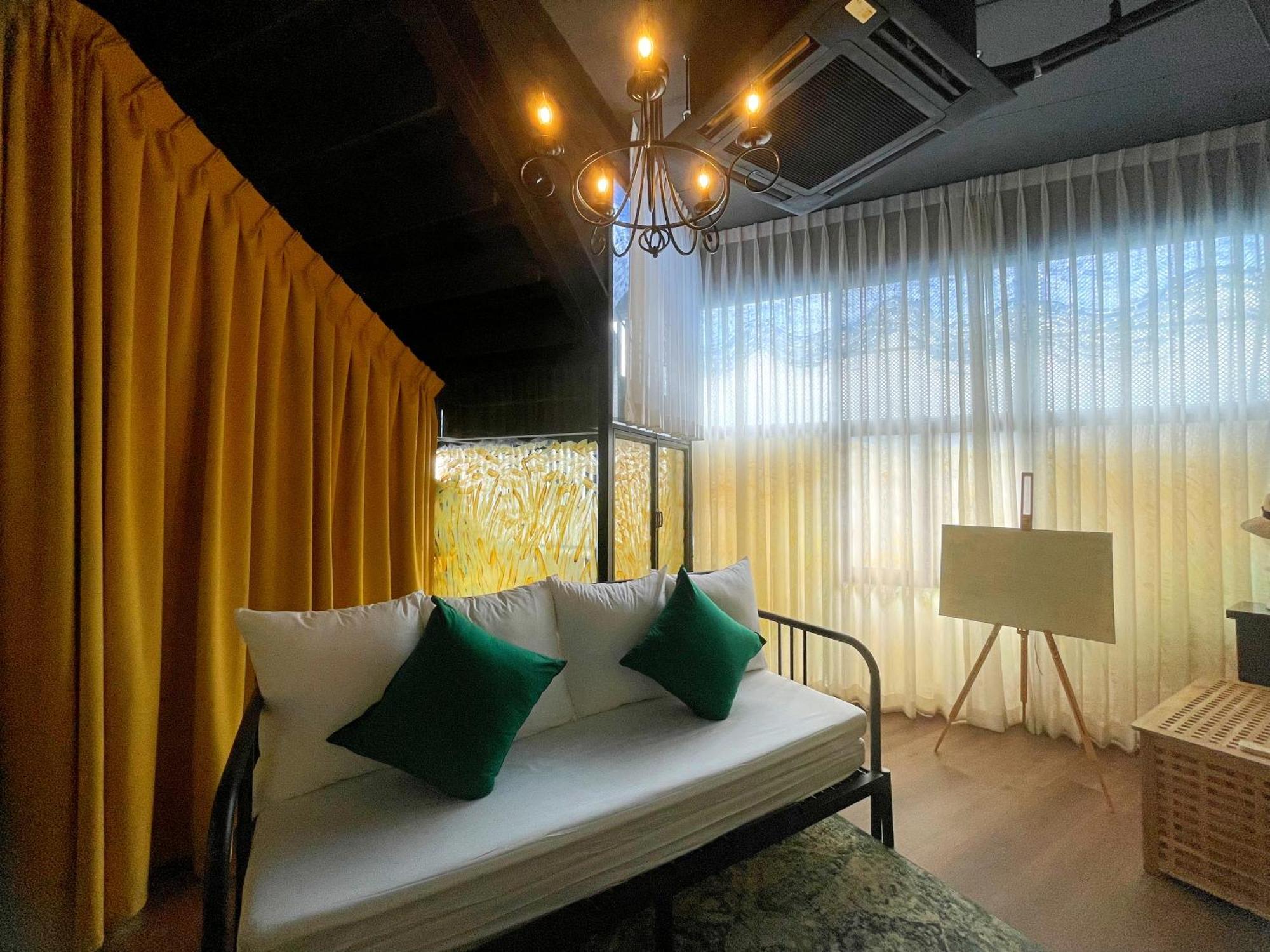 Nights In A Box Hotel Ban Muang  Bilik gambar